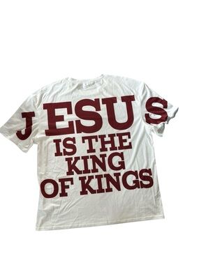 Jesus Is The King Of Kings White Graphic SS Tee Size XL Crewneck